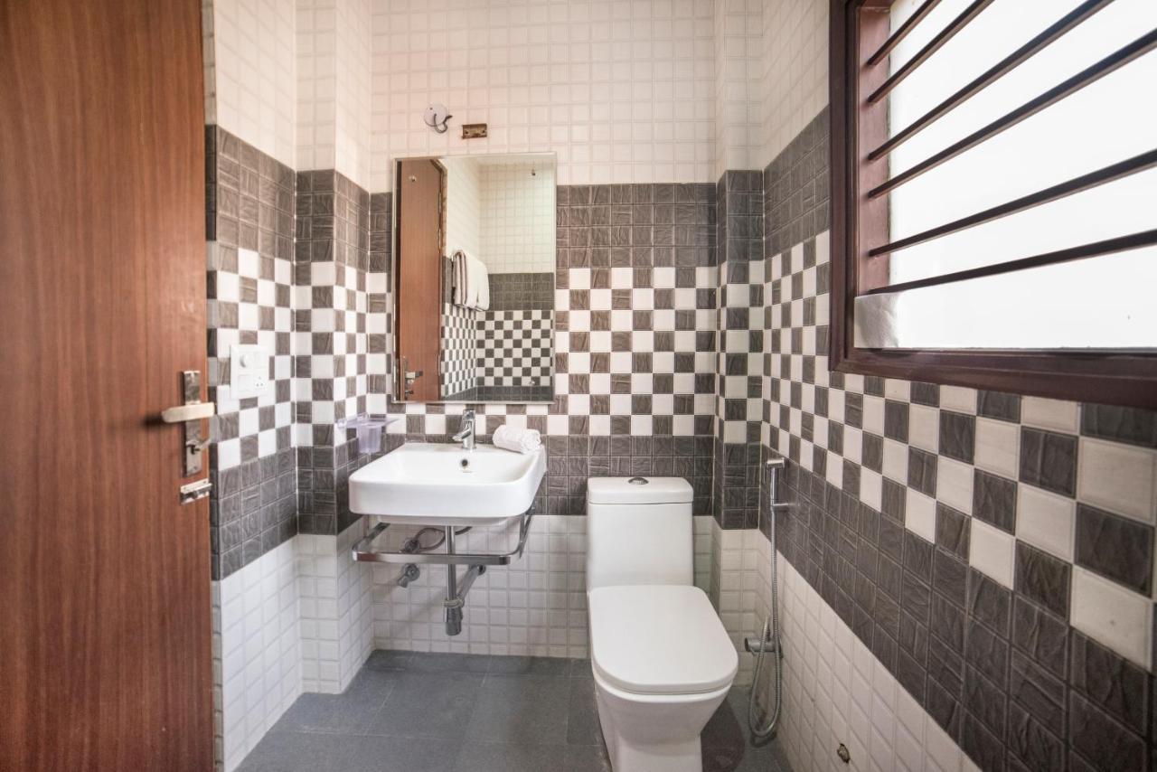 Fabhotel Mannat Residency Sec 52 Gurgaon Ngoại thất bức ảnh