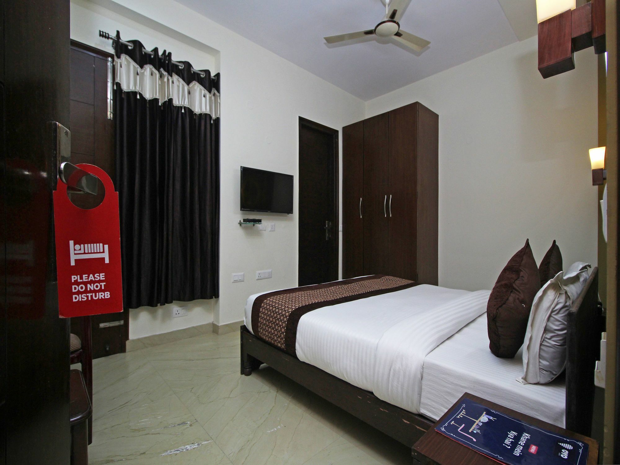 Fabhotel Mannat Residency Sec 52 Gurgaon Ngoại thất bức ảnh